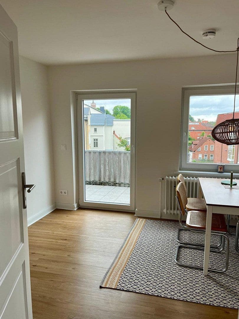 2 bedroom with open-plan kitchen flat to rent, 78 m², Peterstraße 28, Eutin, Schleswig-Holstein 2 bedroom with open-plan kitchen flat to rent, 78 m², Peterstraße 28, Eutin, Schleswig-Holstein