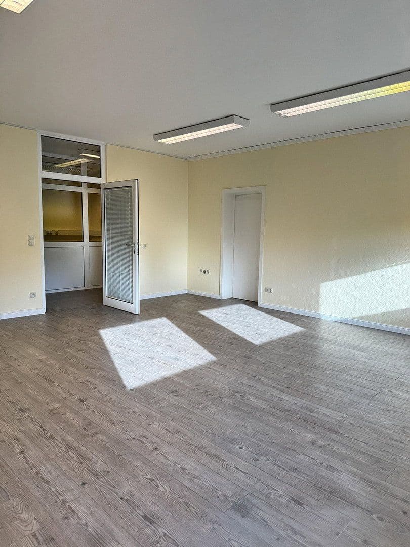 office to rent, 117 m², Wallstraße 1, Winsen (Luhe), Lower Saxony office to rent, 117 m², Wallstraße 1, Winsen (Luhe), Lower Saxony