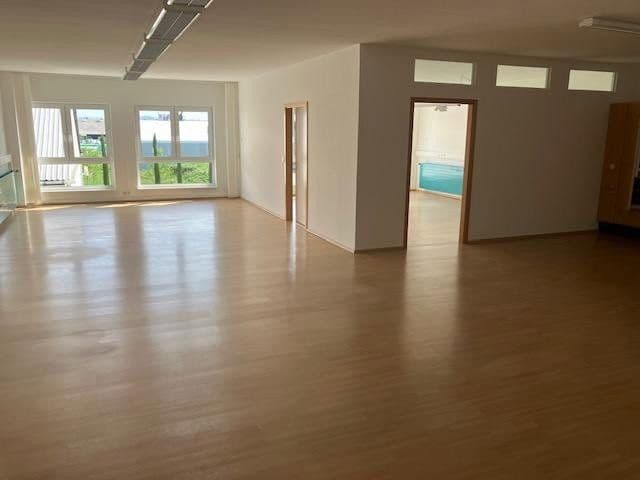 non-residential property to rent, 1,500 m², Die Ammenwiese 9, Bürstadt, Hesse non-residential property to rent, 1,500 m², Die Ammenwiese 9, Bürstadt, Hesse