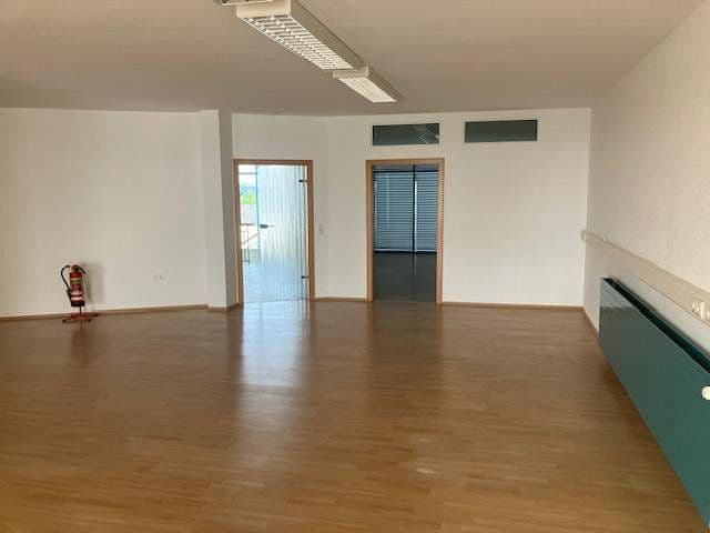 non-residential property to rent, 1,500 m², Die Ammenwiese 9, Bürstadt, Hesse non-residential property to rent, 1,500 m², Die Ammenwiese 9, Bürstadt, Hesse