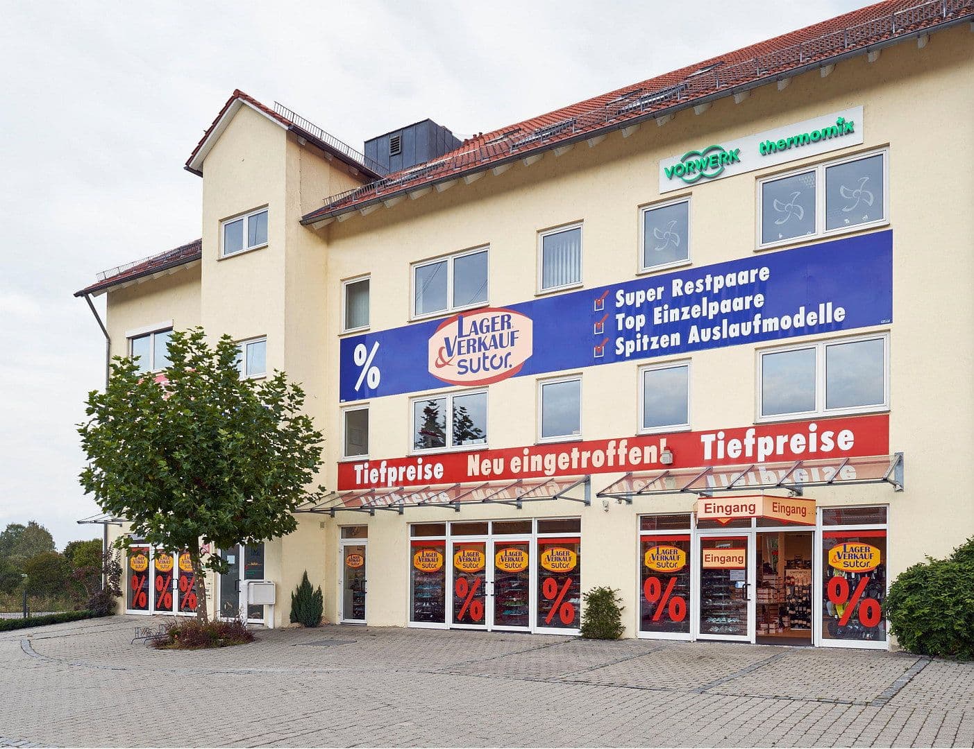 office to rent, 750 m², Opalstr. 19, Altdorf, Bavaria office to rent, 750 m², Opalstr. 19, Altdorf, Bavaria