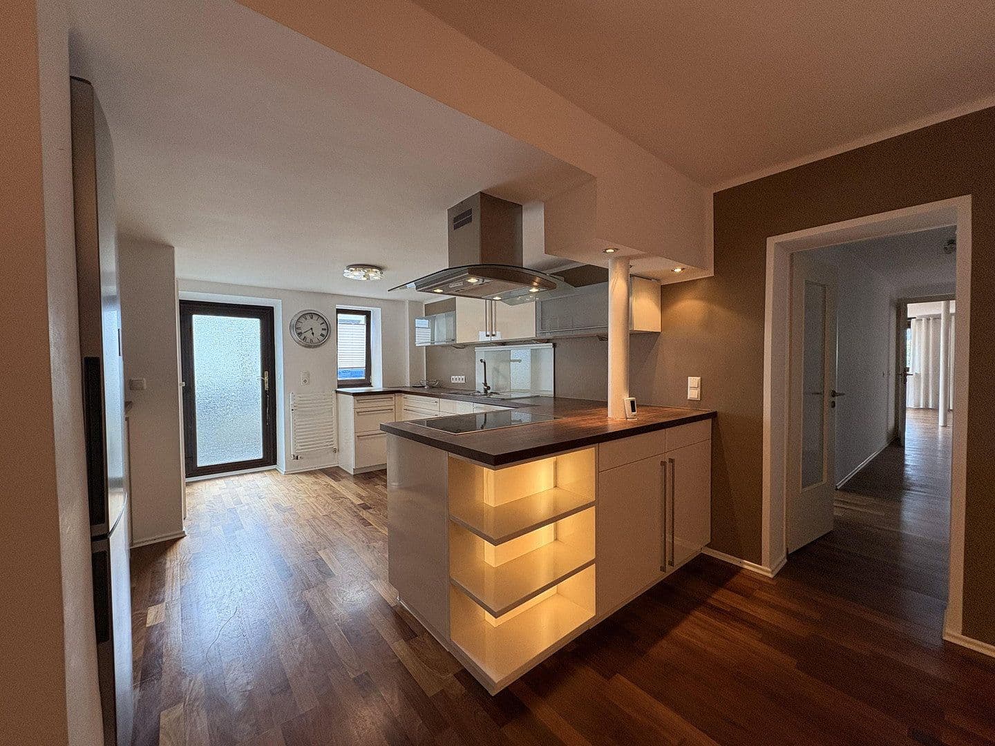 3 bedroom with open-plan kitchen flat for sale, 134 m², Inning am Ammersee, Bavaria 3 bedroom with open-plan kitchen flat for sale, 134 m², Inning am Ammersee, Bavaria