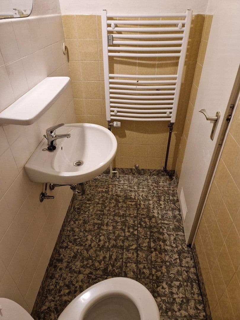 Studio flat for sale, 30 m², Plettenberg, North Rhine-Westphalia Studio flat for sale, 30 m², Plettenberg, North Rhine-Westphalia