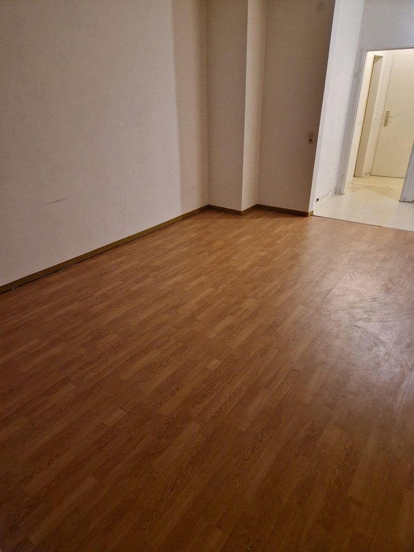 Studio flat for sale, 30 m², Plettenberg, North Rhine-Westphalia Studio flat for sale, 30 m², Plettenberg, North Rhine-Westphalia