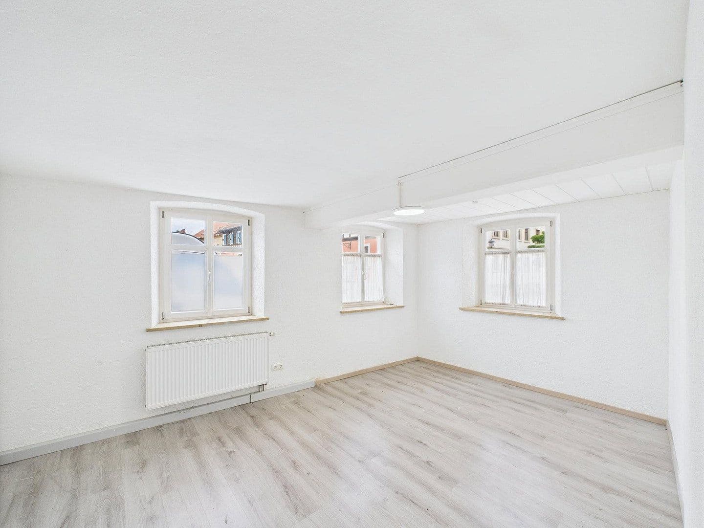 house to rent, 280 m², Marktplatz 17, Baunach, Bavaria house to rent, 280 m², Marktplatz 17, Baunach, Bavaria