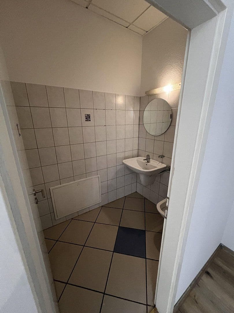 non-residential property for sale, 123 m², Hauptstrasse 26, Trossingen, Baden-Württemberg non-residential property for sale, 123 m², Hauptstrasse 26, Trossingen, Baden-Württemberg