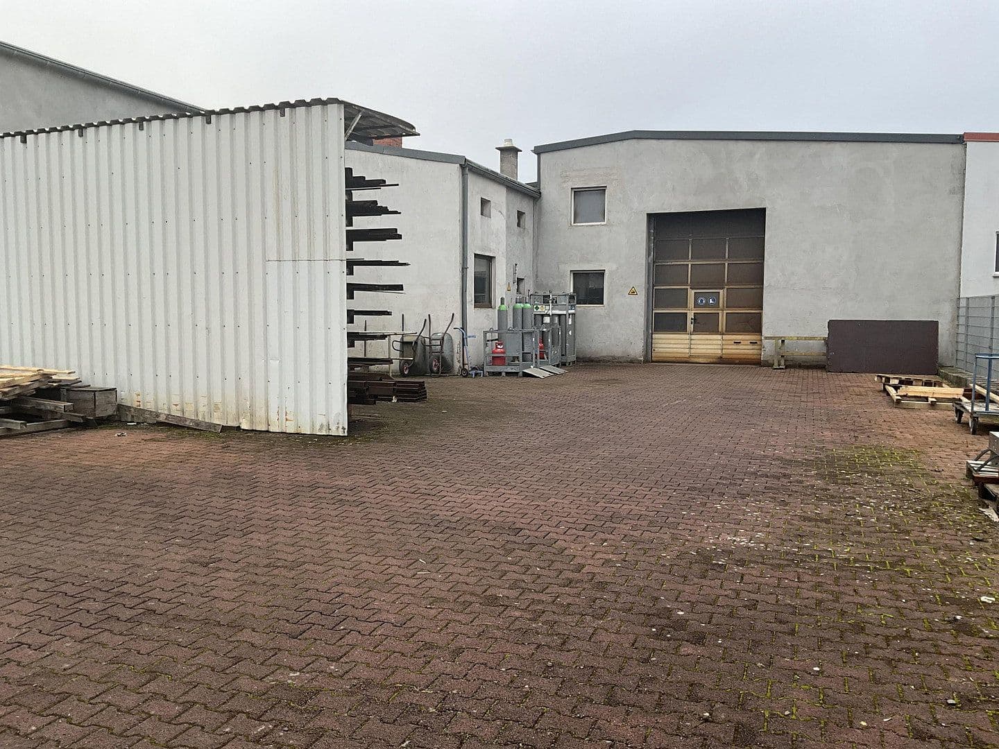 non-residential property to rent, 3,000 m², Polch, Rhineland-Palatinate non-residential property to rent, 3,000 m², Polch, Rhineland-Palatinate