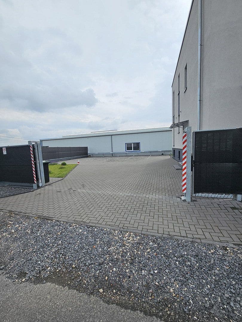 office to rent, 74 m², Lintgesfuhr 29a, Bornheim, North Rhine-Westphalia office to rent, 74 m², Lintgesfuhr 29a, Bornheim, North Rhine-Westphalia