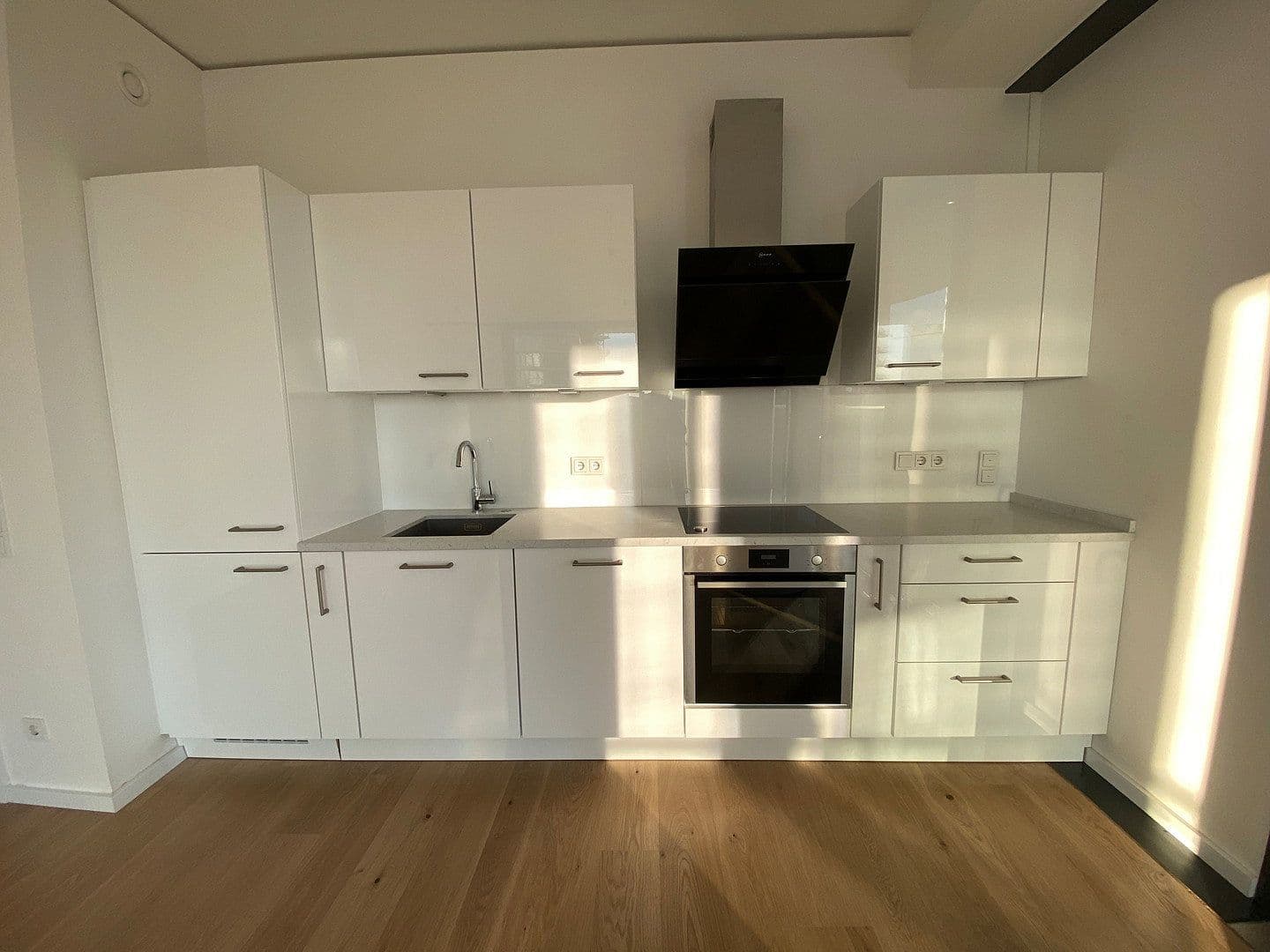 4 bedroom flat to rent, 110 m², Europa-Allee 2, Frankfurt am Main, Hesse 4 bedroom flat to rent, 110 m², Europa-Allee 2, Frankfurt am Main, Hesse