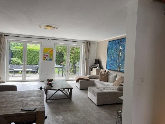 house to rent, 180 m², Franz-Schubert-Str. 14, Ratingen, North Rhine-Westphalia house to rent, 180 m², Franz-Schubert-Str. 14, Ratingen, North Rhine-Westphalia