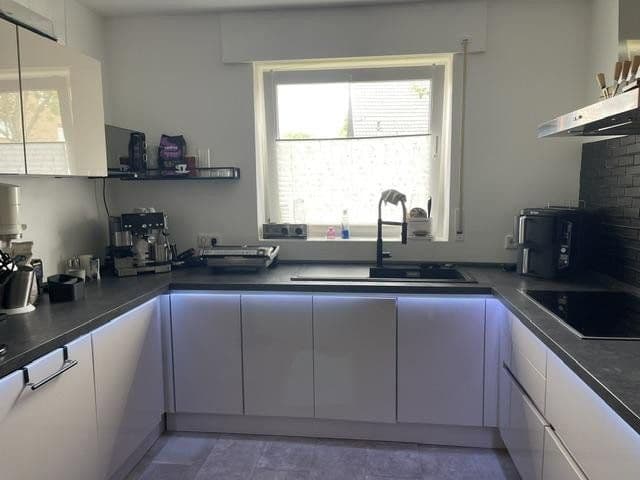 house to rent, 180 m², Franz-Schubert-Str. 14, Ratingen, North Rhine-Westphalia house to rent, 180 m², Franz-Schubert-Str. 14, Ratingen, North Rhine-Westphalia