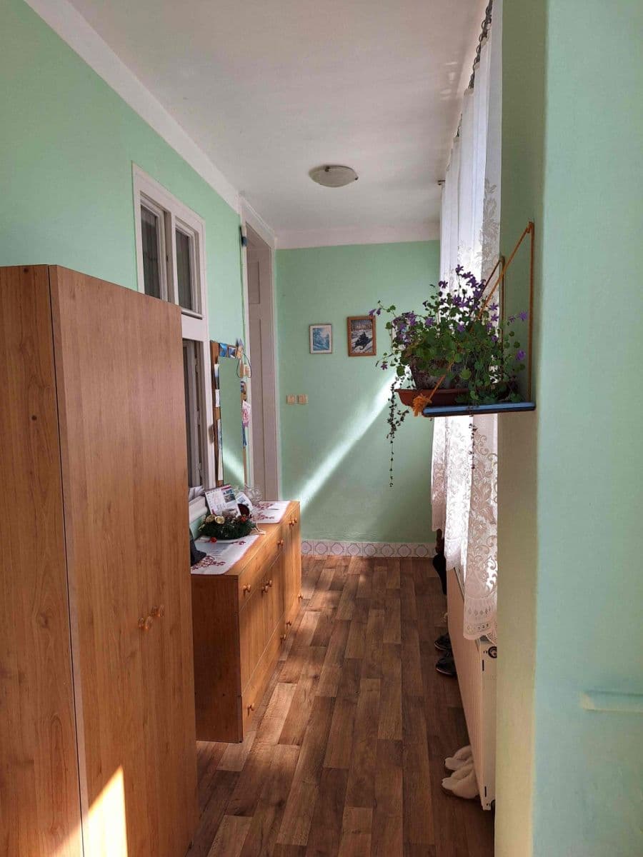 house for sale, 115 m², Komjatická, Nové Zámky, Nitriansky Region house for sale, 115 m², Komjatická, Nové Zámky, Nitriansky Region