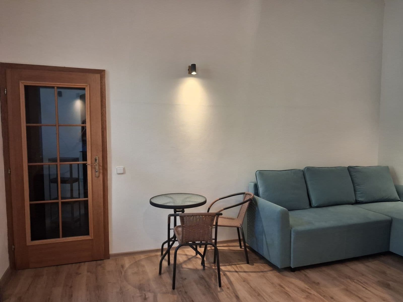 1 bedroom with open-plan kitchen flat to rent, 47 m², Vratislavova, Prague, Prague 1 bedroom with open-plan kitchen flat to rent, 47 m², Vratislavova, Prague, Prague