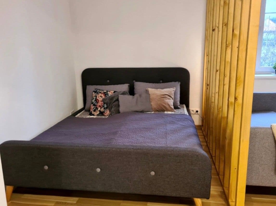 Studio flat to rent, 39 m², Na Rokytce, Prague, Prague Studio flat to rent, 39 m², Na Rokytce, Prague, Prague