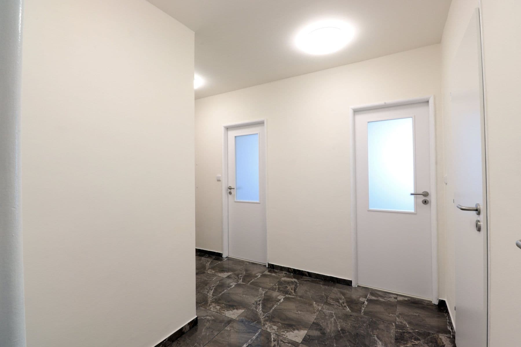 3 bedroom flat to rent, 74 m², Chalupkova, Prague, Prague 3 bedroom flat to rent, 74 m², Chalupkova, Prague, Prague