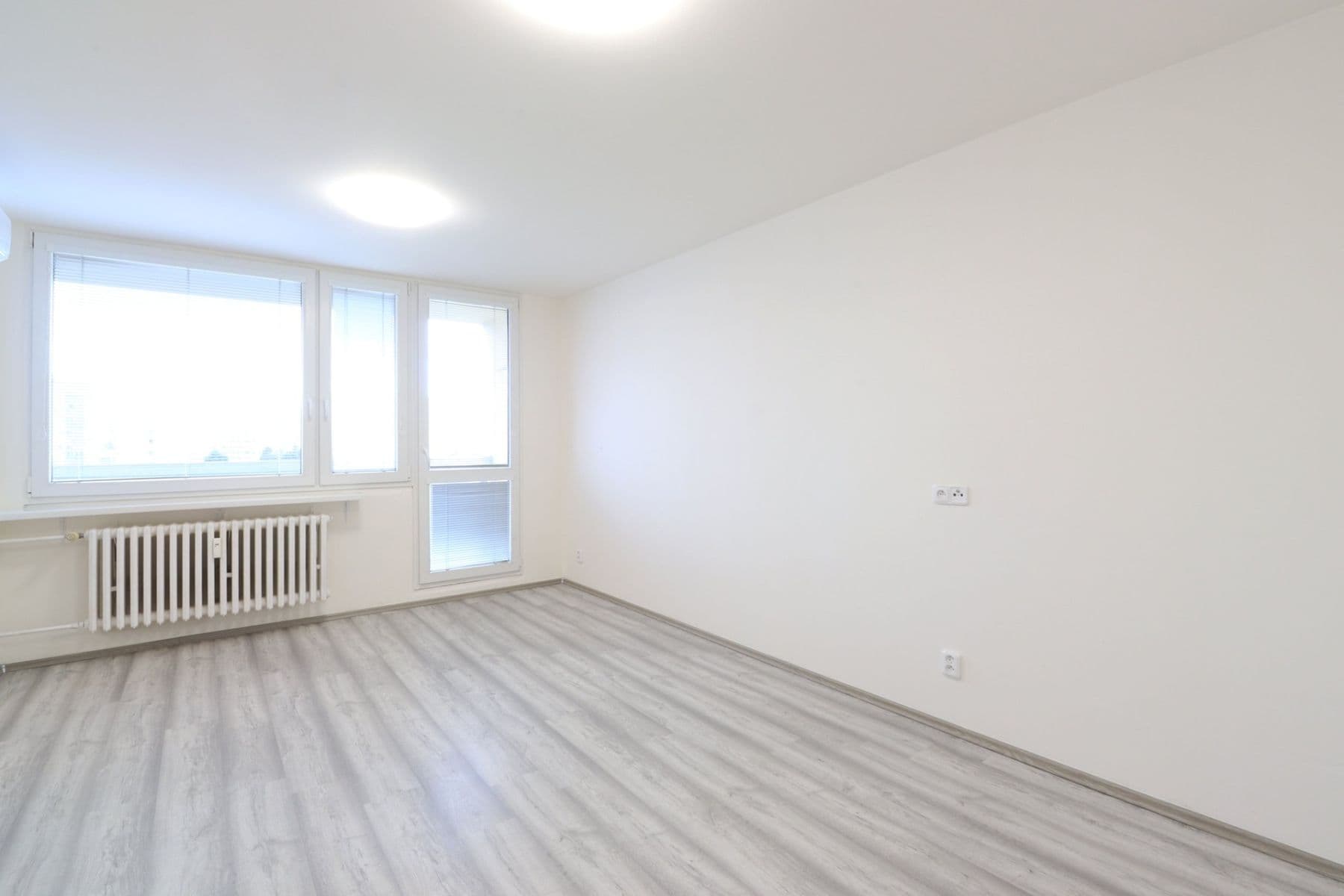 3 bedroom flat to rent, 74 m², Chalupkova, Prague, Prague 3 bedroom flat to rent, 74 m², Chalupkova, Prague, Prague