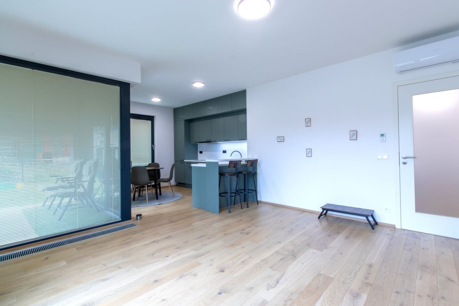 1 bedroom with open-plan kitchen flat to rent, 59 m², Sokolova, Prague, Prague 1 bedroom with open-plan kitchen flat to rent, 59 m², Sokolova, Prague, Prague
