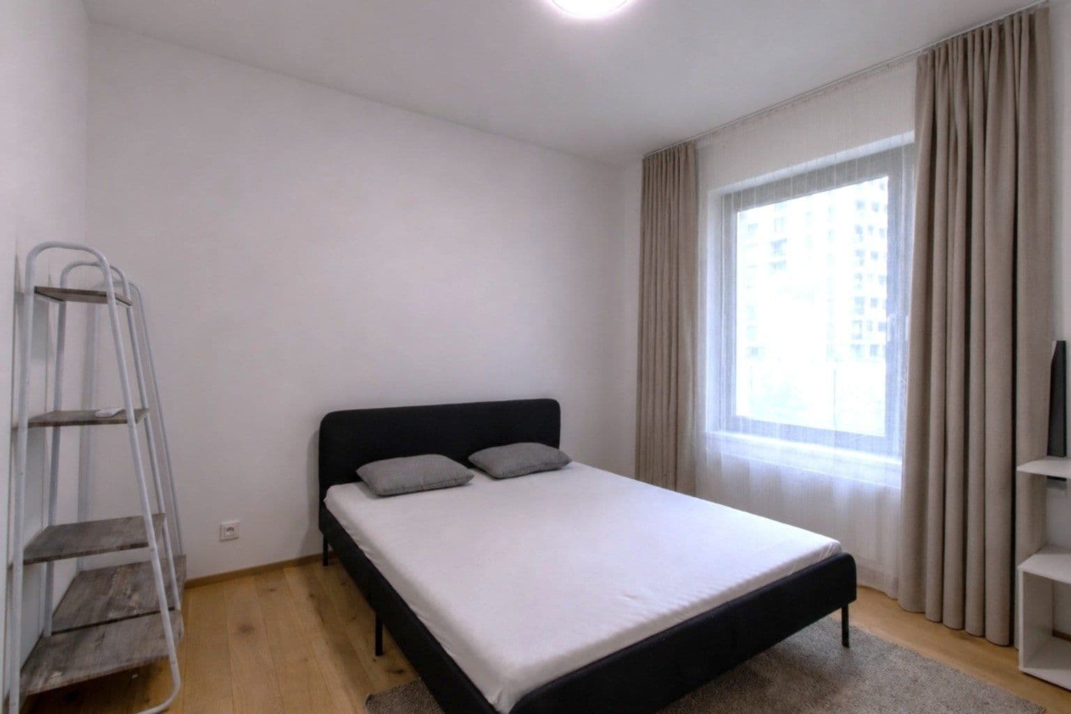 1 bedroom with open-plan kitchen flat to rent, 59 m², Sokolova, Prague, Prague 1 bedroom with open-plan kitchen flat to rent, 59 m², Sokolova, Prague, Prague