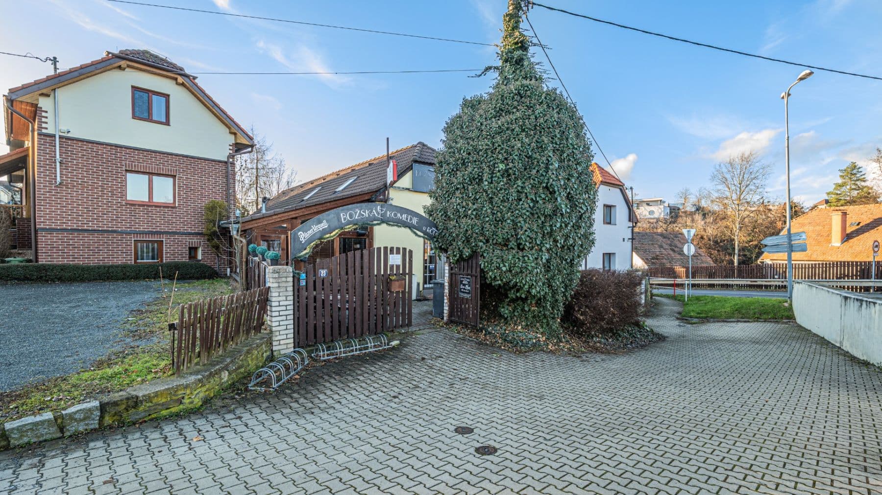 house for sale, 100 m², Mezi Křižovatkami, Dolní Břežany, Středočeský Region house for sale, 100 m², Mezi Křižovatkami, Dolní Břežany, Středočeský Region