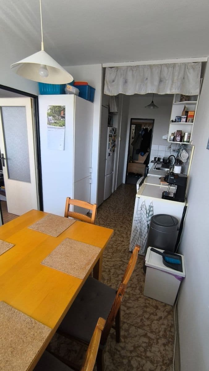 3 bedroom flat to rent, 71 m², Rezlerova, Prague, Prague 3 bedroom flat to rent, 71 m², Rezlerova, Prague, Prague