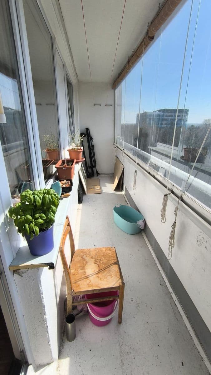3 bedroom flat to rent, 71 m², Rezlerova, Prague, Prague 3 bedroom flat to rent, 71 m², Rezlerova, Prague, Prague