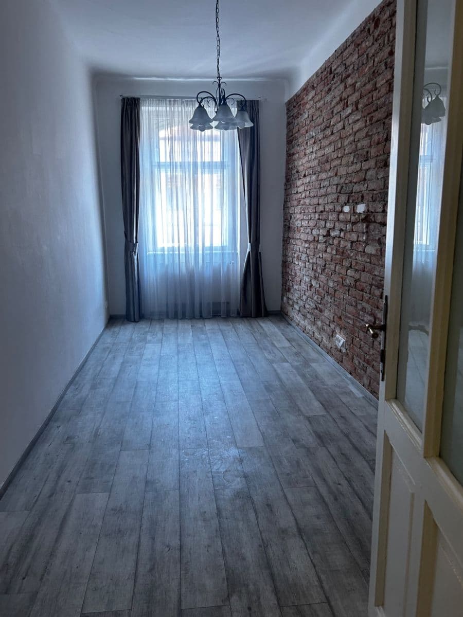 2 bedroom with open-plan kitchen flat to rent, 73 m², Zborovská, Prague, Prague 2 bedroom with open-plan kitchen flat to rent, 73 m², Zborovská, Prague, Prague