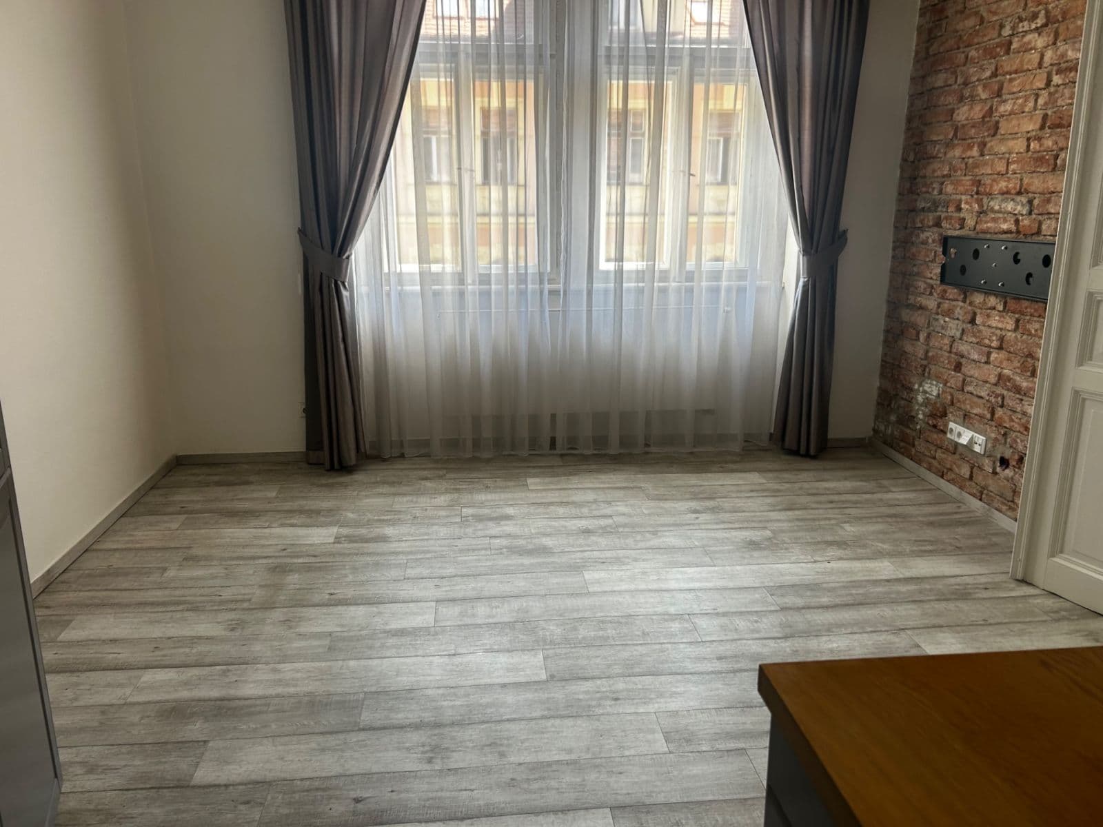 2 bedroom with open-plan kitchen flat to rent, 73 m², Zborovská, Prague, Prague 2 bedroom with open-plan kitchen flat to rent, 73 m², Zborovská, Prague, Prague
