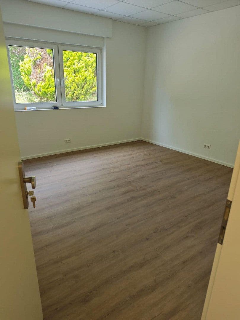 office to rent, 30 m², Karlsruhe, Baden-Württemberg office to rent, 30 m², Karlsruhe, Baden-Württemberg