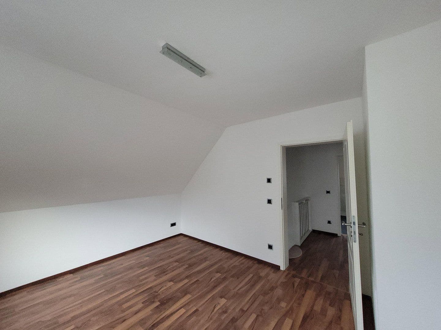 house for sale, 291 m², Ostfildern, Baden-Württemberg house for sale, 291 m², Ostfildern, Baden-Württemberg