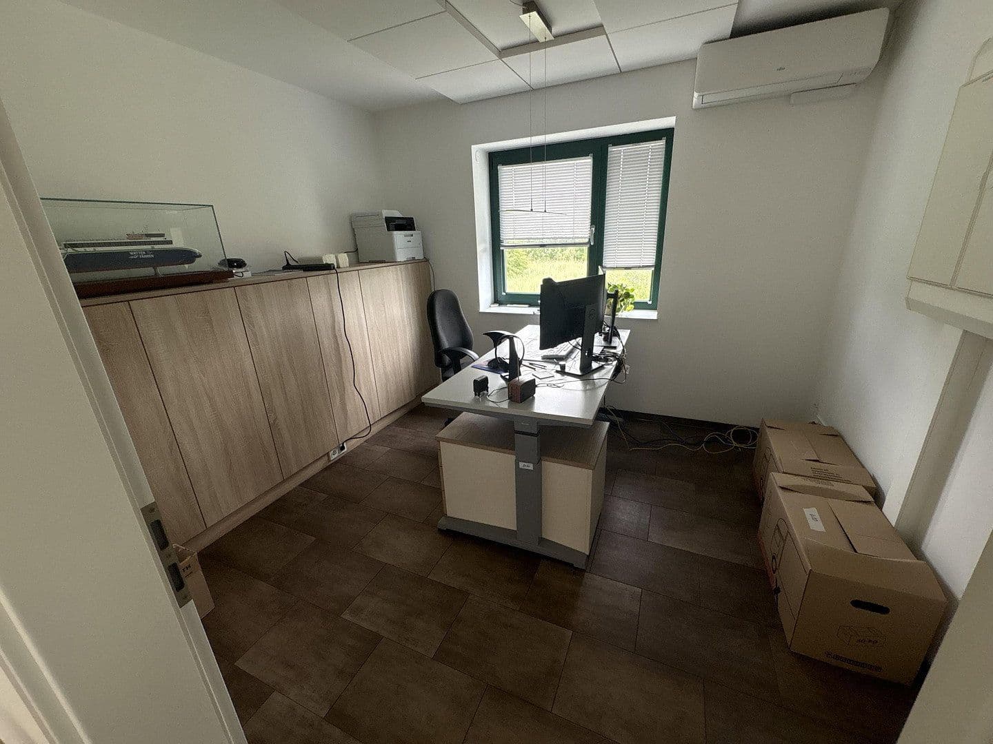 office to rent, 45 m², Porschestraße 23, Winsen (Luhe), Lower Saxony office to rent, 45 m², Porschestraße 23, Winsen (Luhe), Lower Saxony