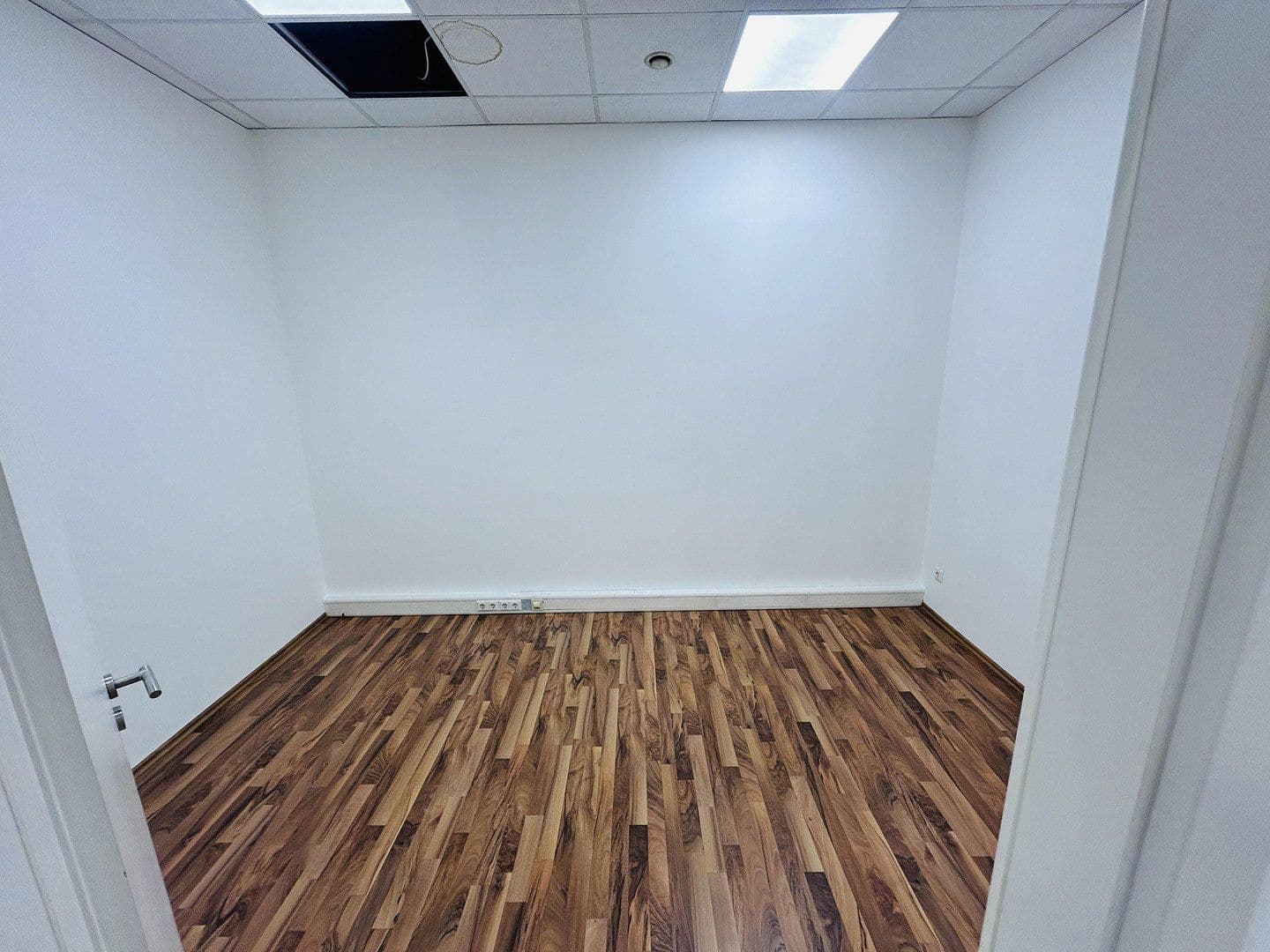 office to rent, 360 m², Stuttgarter Straße 80, Geislingen an der Steige, Baden-Württemberg office to rent, 360 m², Stuttgarter Straße 80, Geislingen an der Steige, Baden-Württemberg
