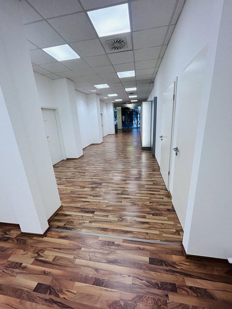 office to rent, 360 m², Stuttgarter Straße 80, Geislingen an der Steige, Baden-Württemberg office to rent, 360 m², Stuttgarter Straße 80, Geislingen an der Steige, Baden-Württemberg