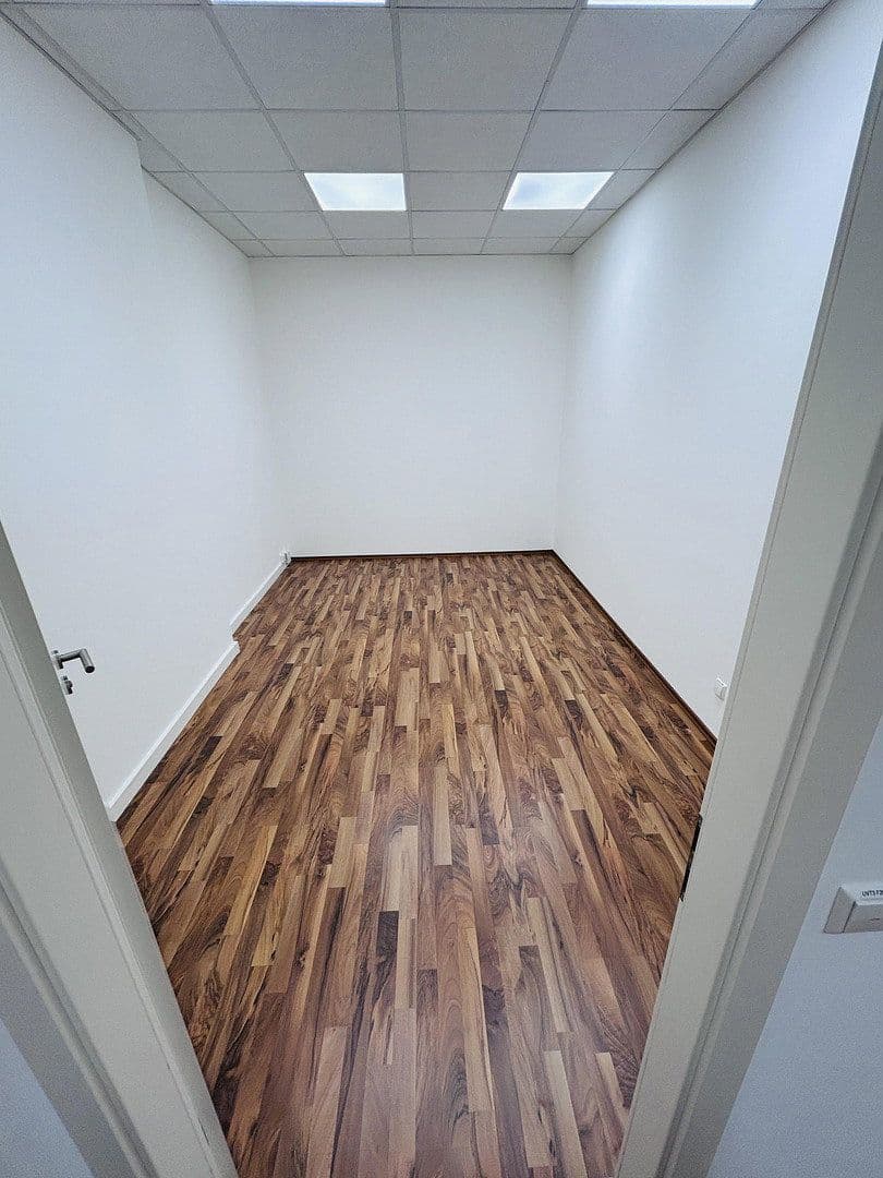 office to rent, 360 m², Stuttgarter Straße 80, Geislingen an der Steige, Baden-Württemberg office to rent, 360 m², Stuttgarter Straße 80, Geislingen an der Steige, Baden-Württemberg