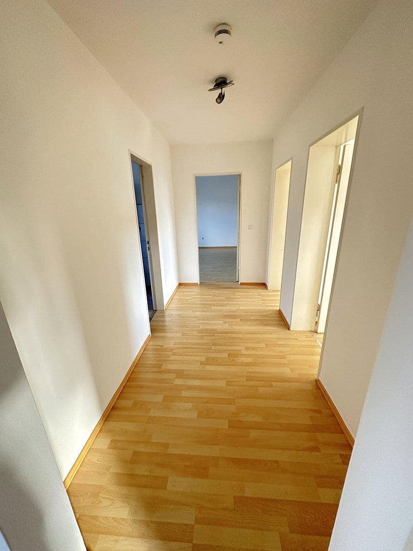 4 bedroom flat to rent, 117 m², Poing, Bavaria 4 bedroom flat to rent, 117 m², Poing, Bavaria
