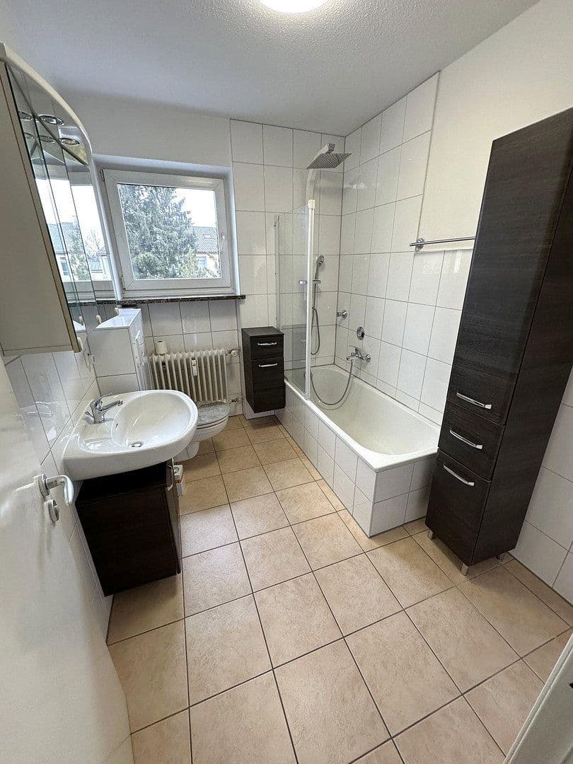 4 bedroom flat to rent, 117 m², Poing, Bavaria 4 bedroom flat to rent, 117 m², Poing, Bavaria