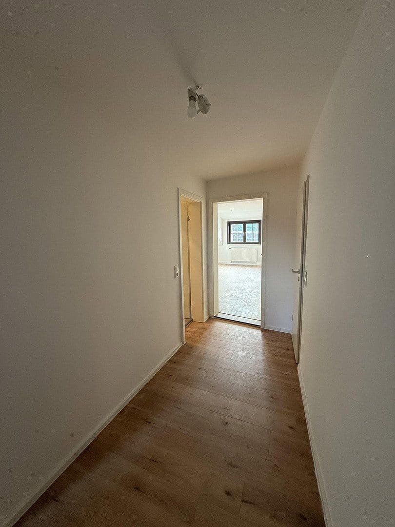 1 bedroom with open-plan kitchen flat to rent, 68 m², August-Bebel-Straße 13, Kahla, Thuringia 1 bedroom with open-plan kitchen flat to rent, 68 m², August-Bebel-Straße 13, Kahla, Thuringia