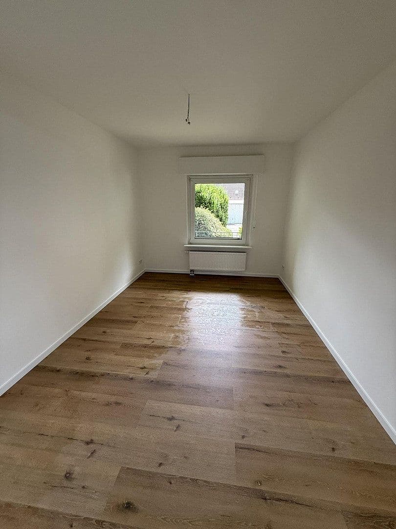 3 bedroom flat to rent, 75 m², Florastr. 7, Solingen, North Rhine-Westphalia 3 bedroom flat to rent, 75 m², Florastr. 7, Solingen, North Rhine-Westphalia