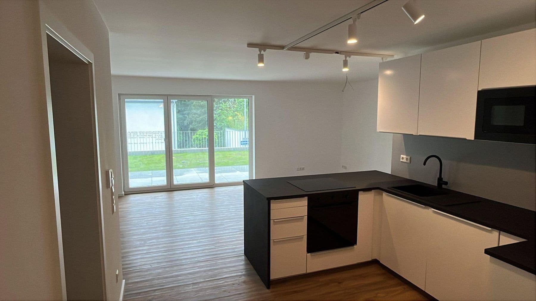 2 bedroom with open-plan kitchen flat to rent, 104 m², Bismarckstraße 8, Nürtingen, Baden-Württemberg 2 bedroom with open-plan kitchen flat to rent, 104 m², Bismarckstraße 8, Nürtingen, Baden-Württemberg