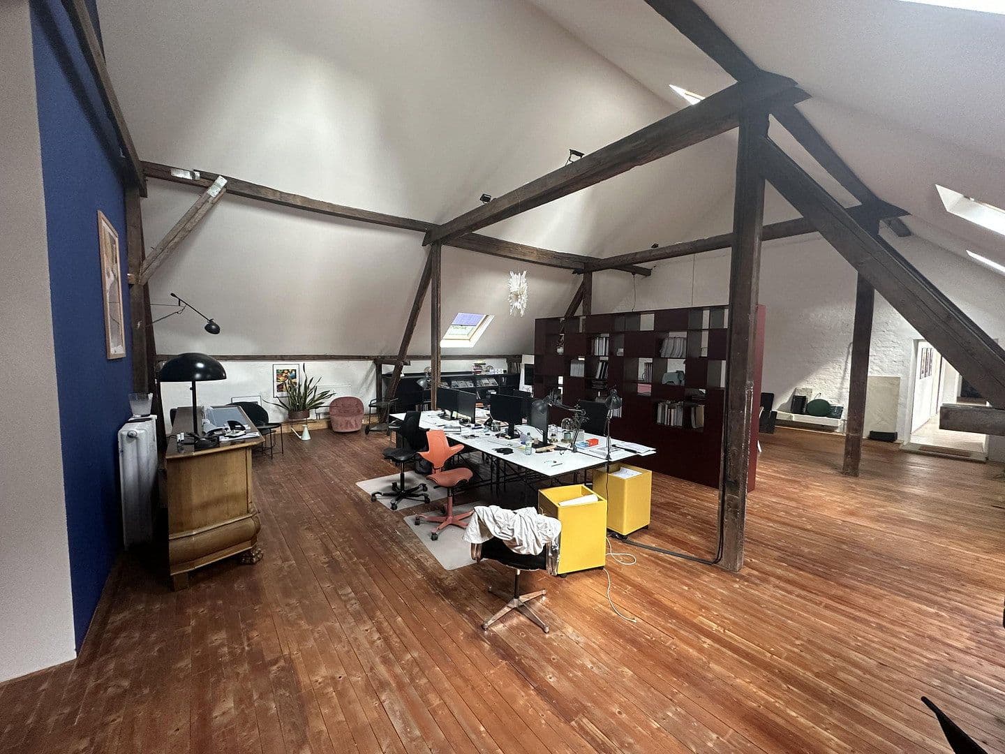 office to rent, 135 m², Oberbenrader Straße 51, Krefeld, North Rhine-Westphalia office to rent, 135 m², Oberbenrader Straße 51, Krefeld, North Rhine-Westphalia