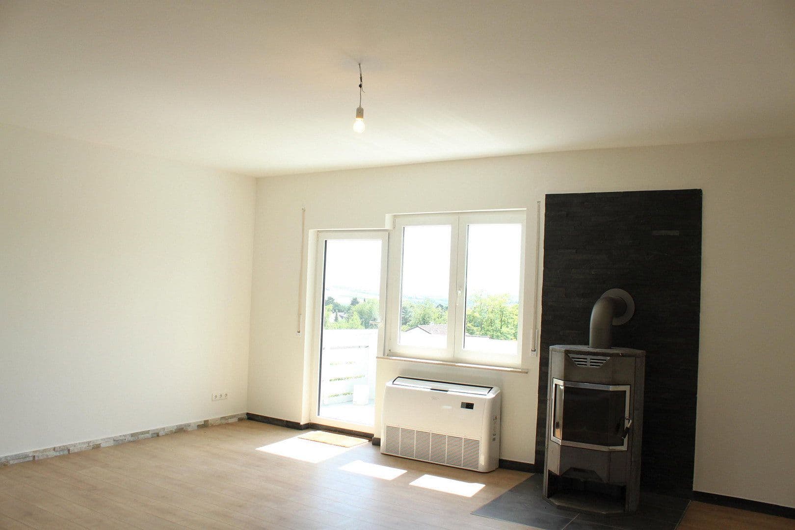 house for sale, 204 m², Lindenstrasse 2, Klein-Winternheim, Rhineland-Palatinate house for sale, 204 m², Lindenstrasse 2, Klein-Winternheim, Rhineland-Palatinate