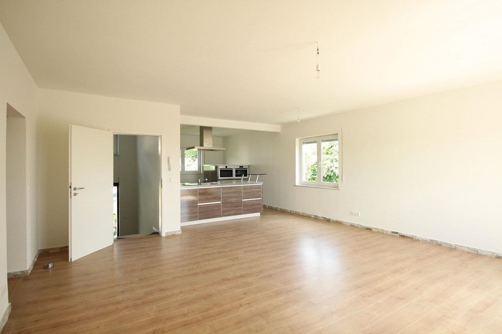 house for sale, 204 m², Lindenstrasse 2, Klein-Winternheim, Rhineland-Palatinate house for sale, 204 m², Lindenstrasse 2, Klein-Winternheim, Rhineland-Palatinate