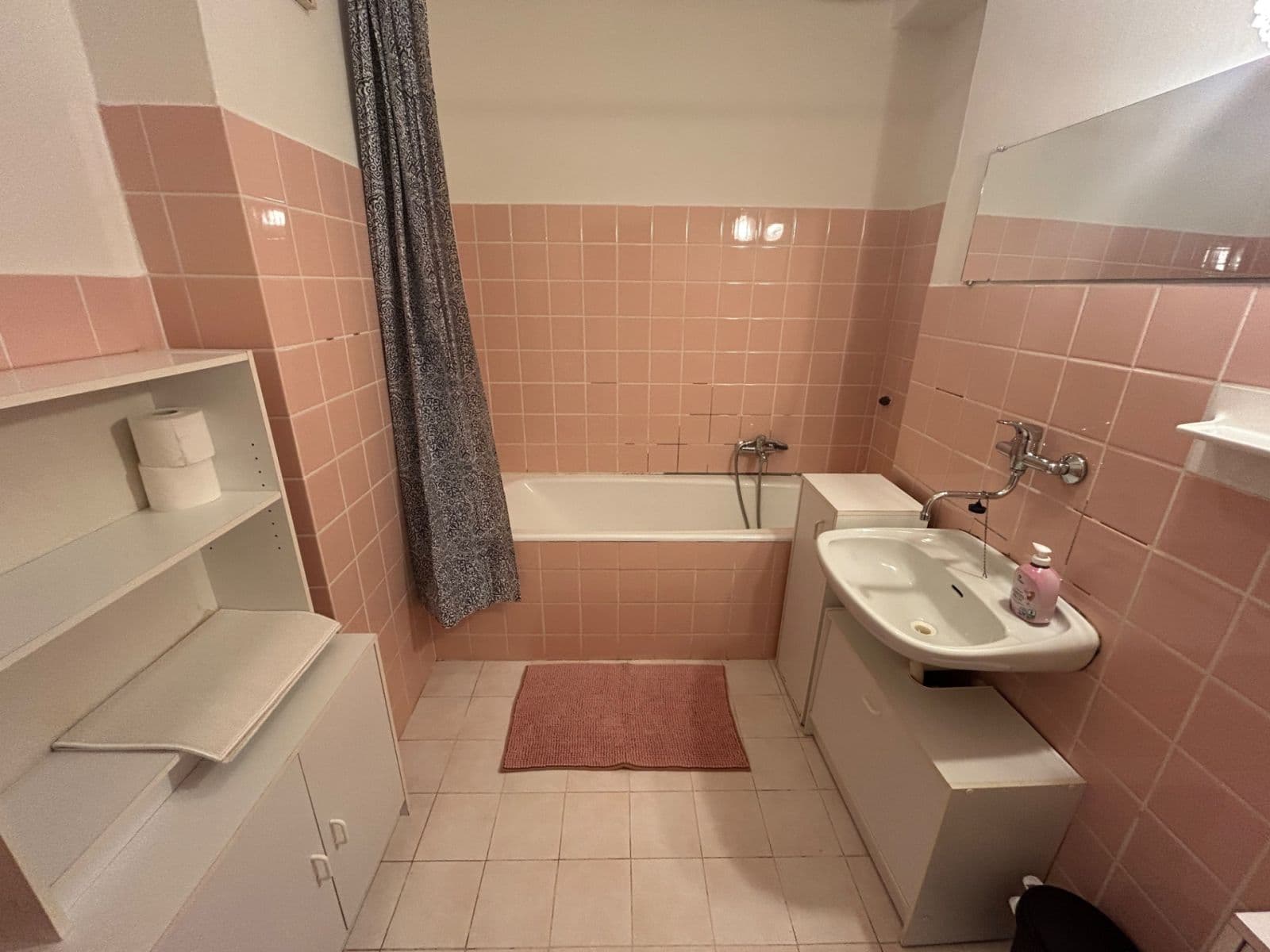 5 bedroom flat to rent, 150 m², Na Okraji, Prague, Prague 5 bedroom flat to rent, 150 m², Na Okraji, Prague, Prague
