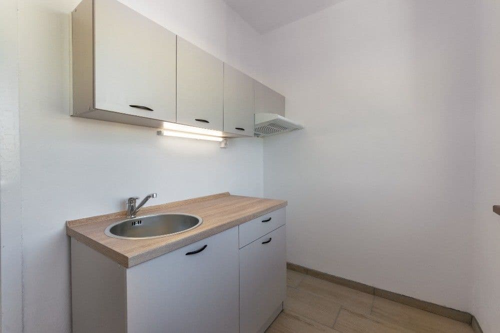 1 bedroom flat to rent, 34 m², Šrámkova, Ústí nad Labem, Ústecký Region 1 bedroom flat to rent, 34 m², Šrámkova, Ústí nad Labem, Ústecký Region