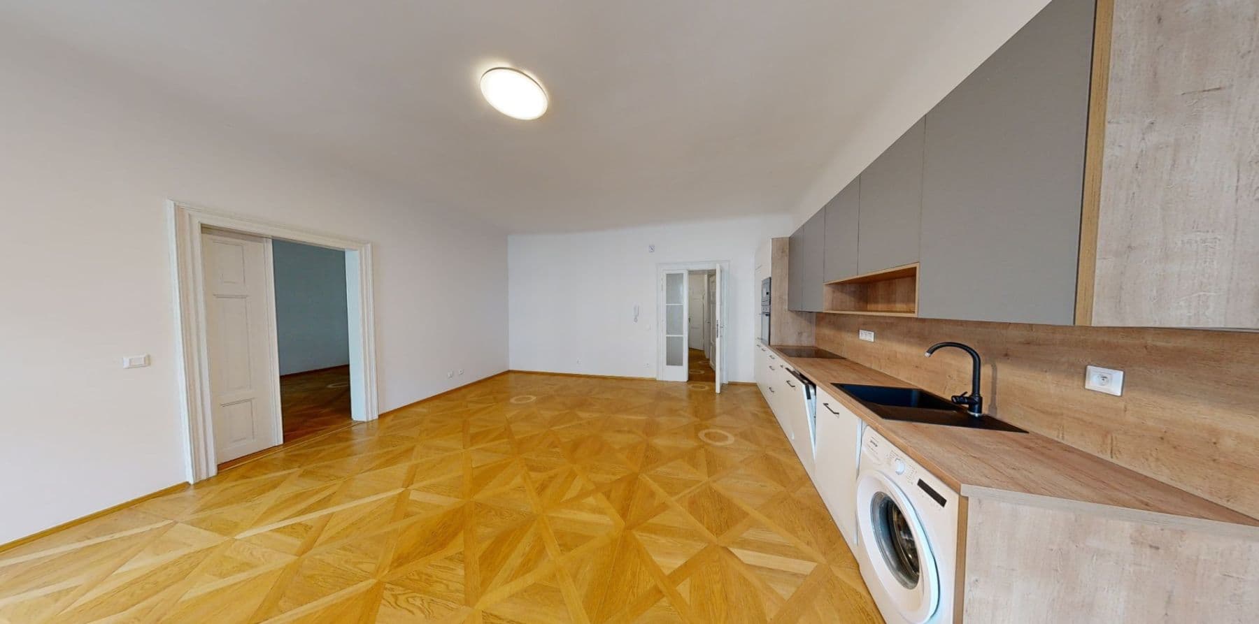 1 bedroom with open-plan kitchen flat to rent, 77 m², Národní, Prague, Prague 1 bedroom with open-plan kitchen flat to rent, 77 m², Národní, Prague, Prague
