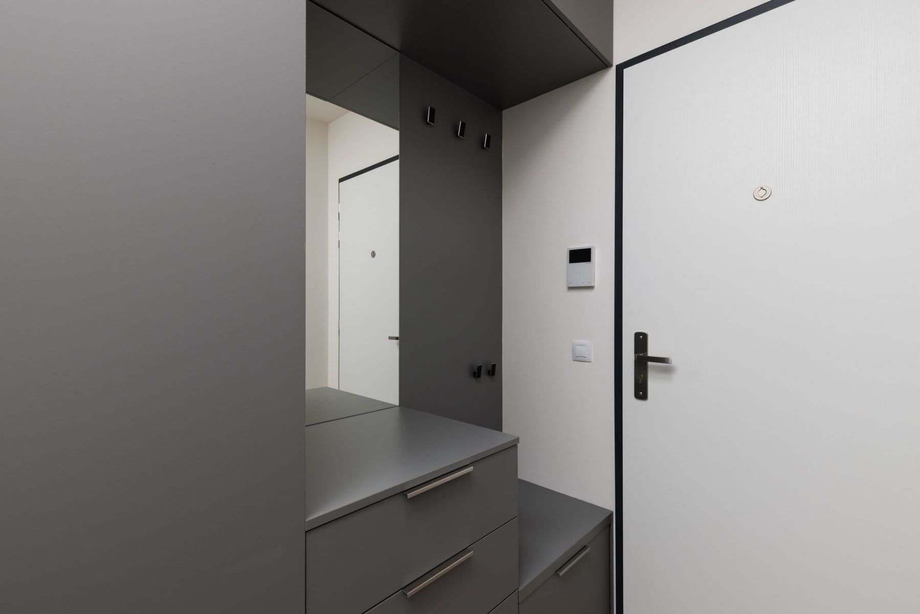 Studio flat to rent, 37 m², Hartigova, Prague, Prague Studio flat to rent, 37 m², Hartigova, Prague, Prague
