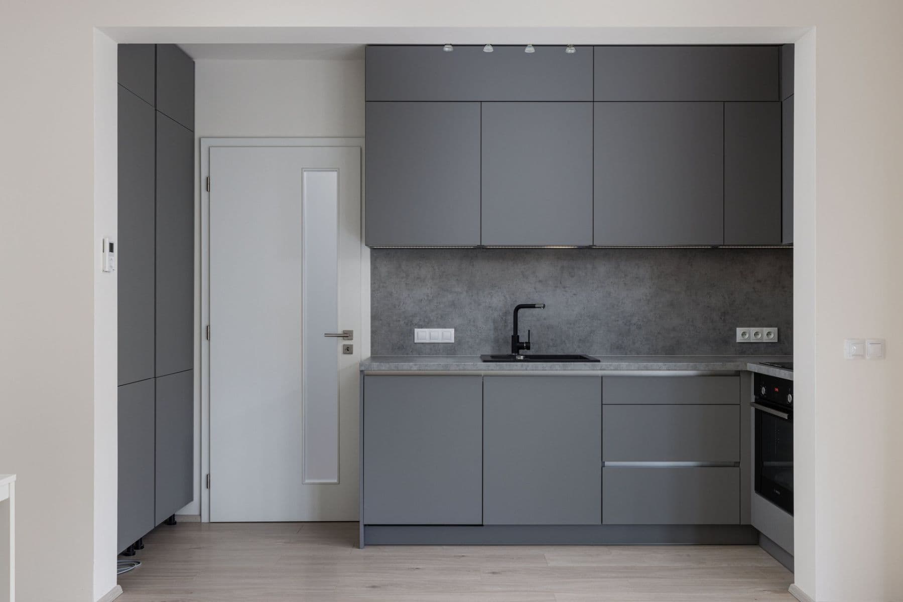 Studio flat to rent, 37 m², Hartigova, Prague, Prague Studio flat to rent, 37 m², Hartigova, Prague, Prague