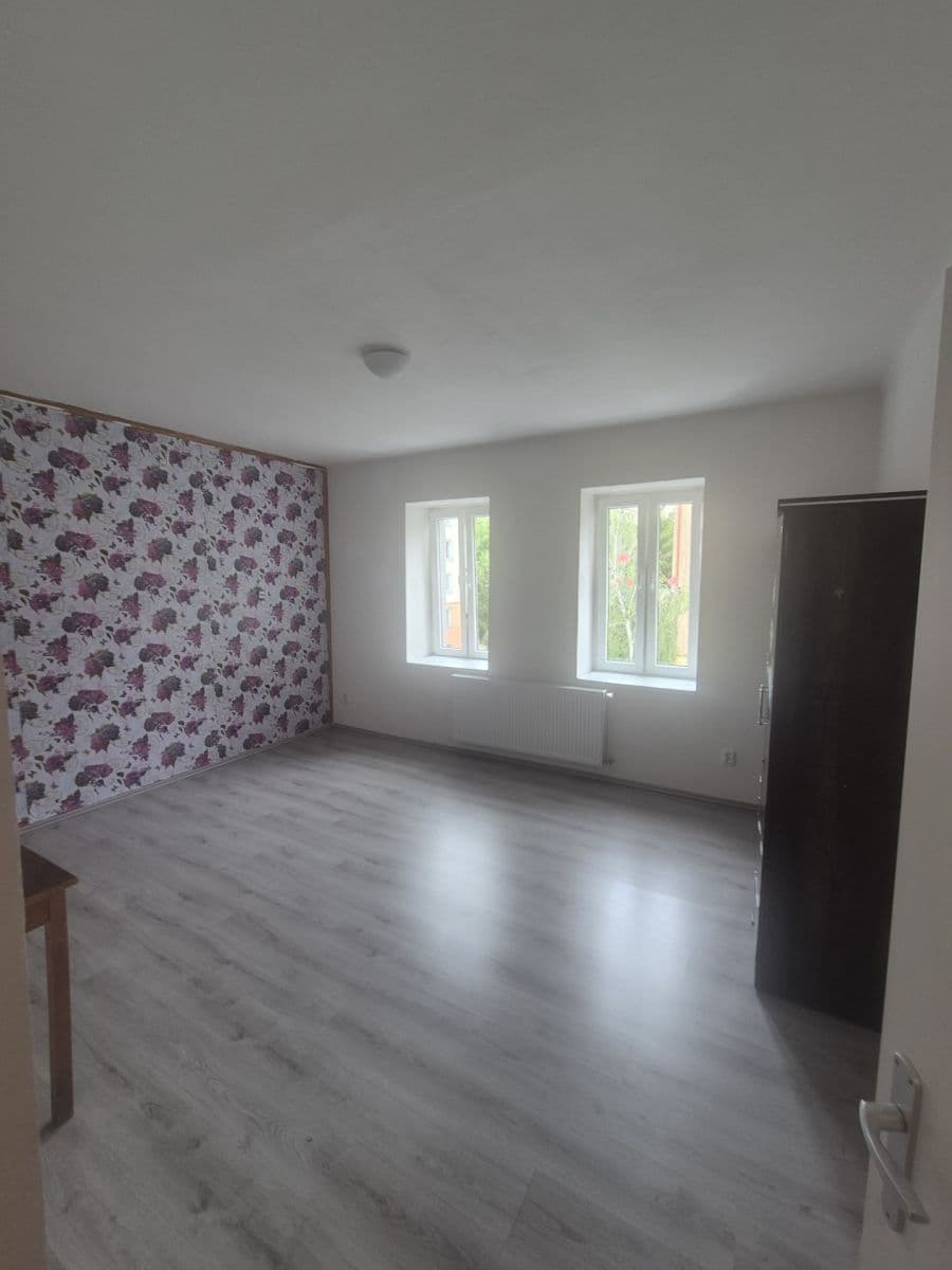 Studio flat to rent, 35 m², Kladenská, Prague, Prague Studio flat to rent, 35 m², Kladenská, Prague, Prague