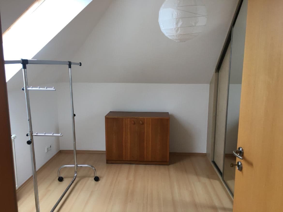 3 bedroom with open-plan kitchen flat to rent, 95 m², Mladotova, Prague, Prague 3 bedroom with open-plan kitchen flat to rent, 95 m², Mladotova, Prague, Prague