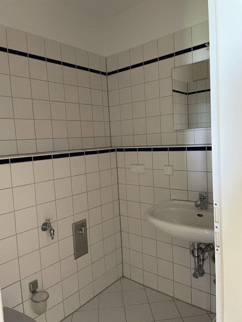 Studio flat for sale, 34 m², Leipzig Grünau, Saxony Studio flat for sale, 34 m², Leipzig Grünau, Saxony