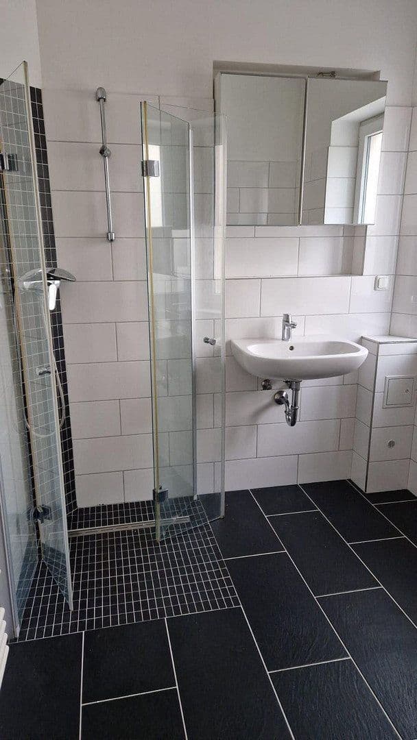house to rent, 98 m², Offenbach, Hesse house to rent, 98 m², Offenbach, Hesse